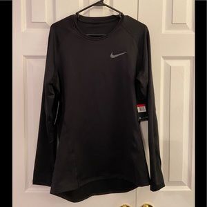 Nike Therma Men’s Long Sleeve Compression Large